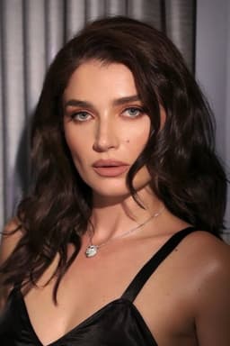 Eve  Hewson