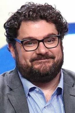 Bobby  Moynihan