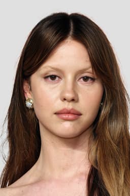 Mia  Goth