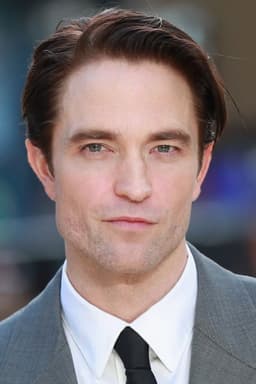 Robert  Pattinson