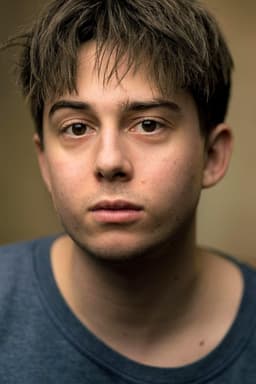 Gabriel  Howell
